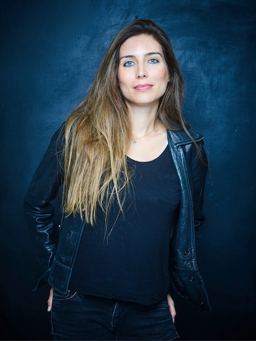 Amanda Castillo copyright Celine Nieszawer_small_cut